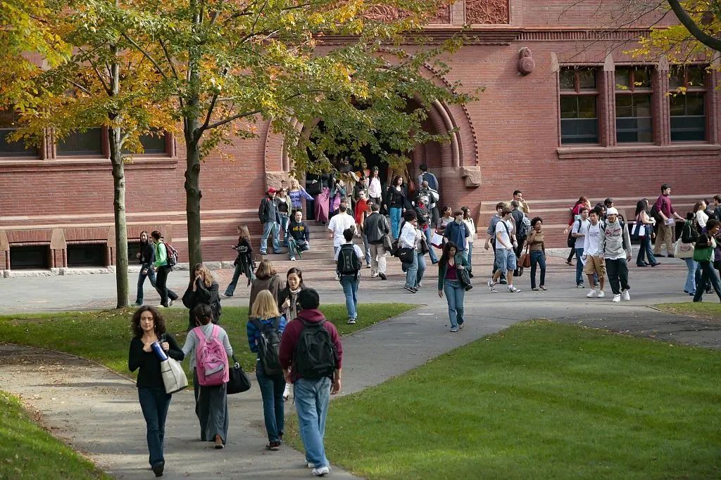 美最高法院推翻大学招生平权规则，拜登出声反对