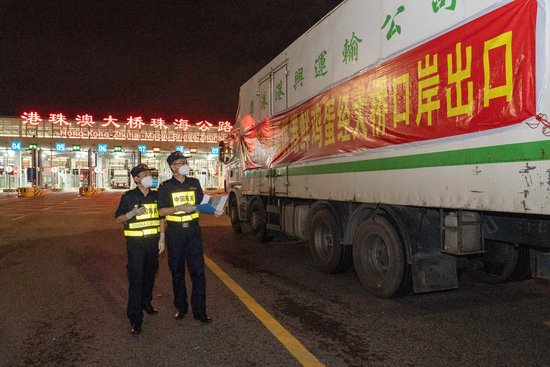 首票鸡蛋通关！经港珠澳大桥供港鲜活食品扩大到全品类